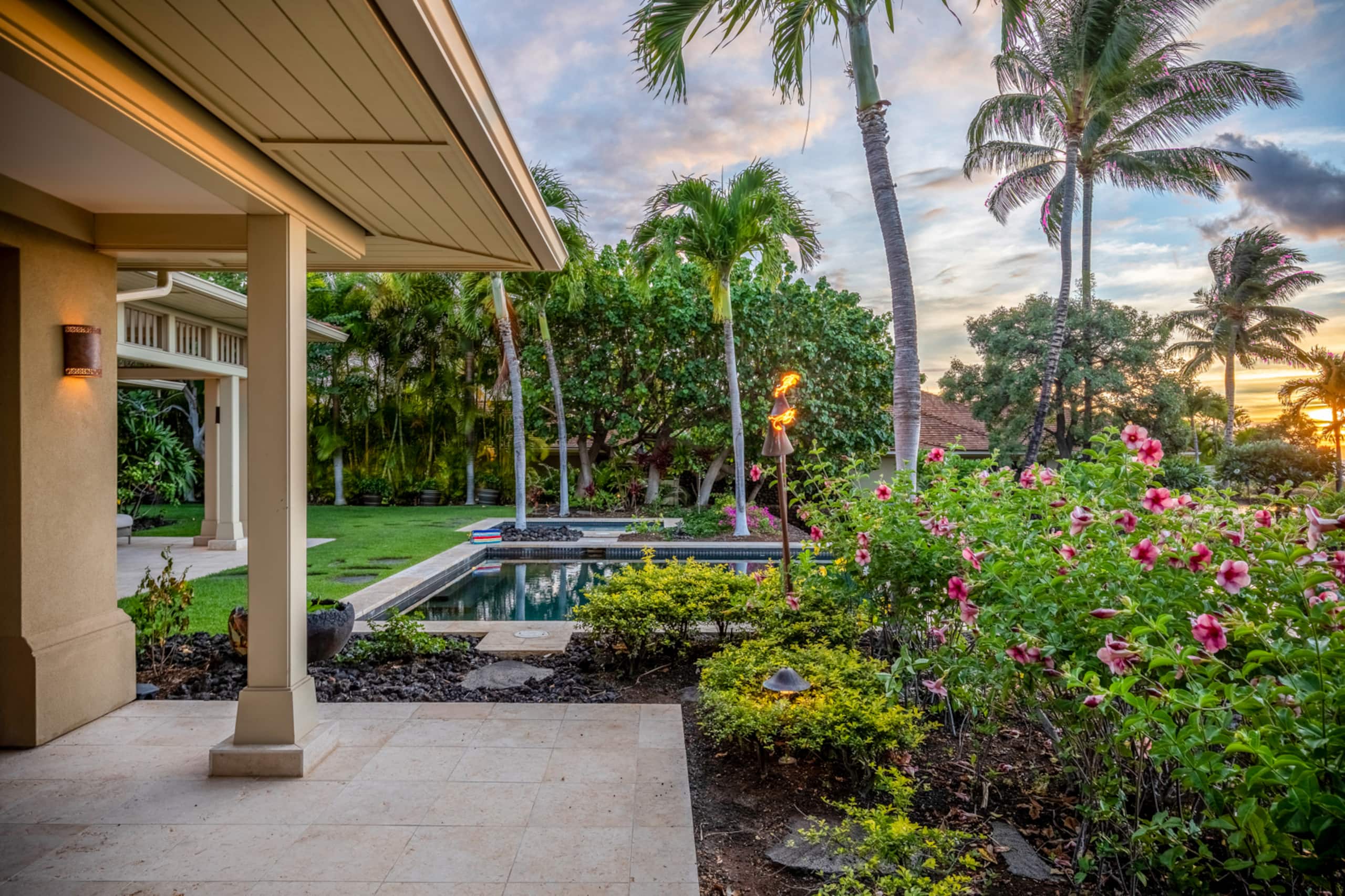 Home in Kailua-Kona · ★5.0 · 4 bedrooms · 4 beds · 4.5 baths - Image 46