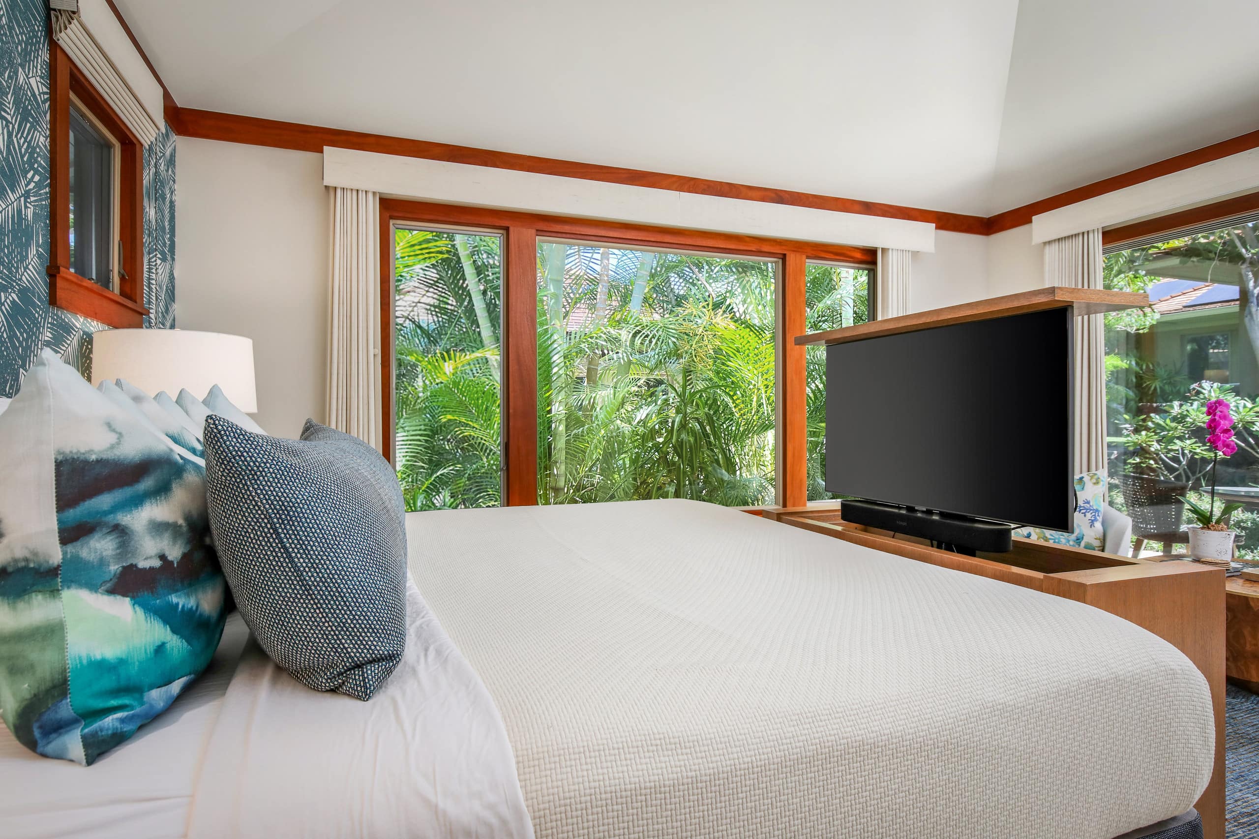 Home in Kailua-Kona · ★5.0 · 4 bedrooms · 4 beds · 4.5 baths - Image 55