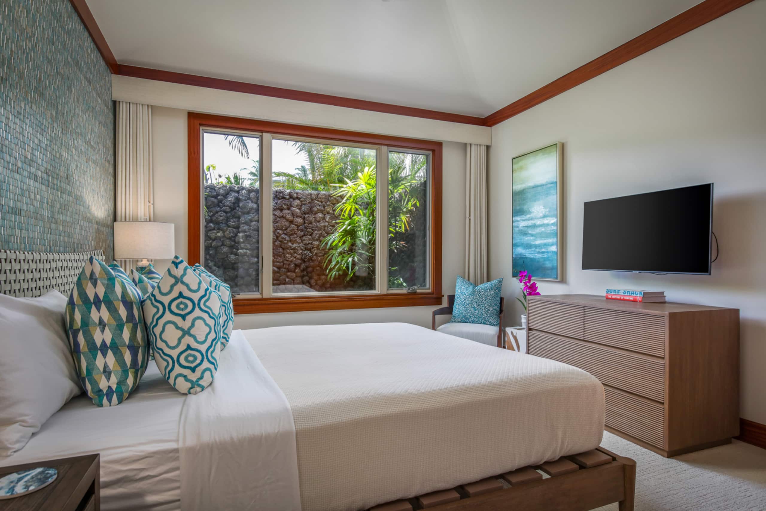 Home in Kailua-Kona · ★5.0 · 4 bedrooms · 4 beds · 4.5 baths - Image 6