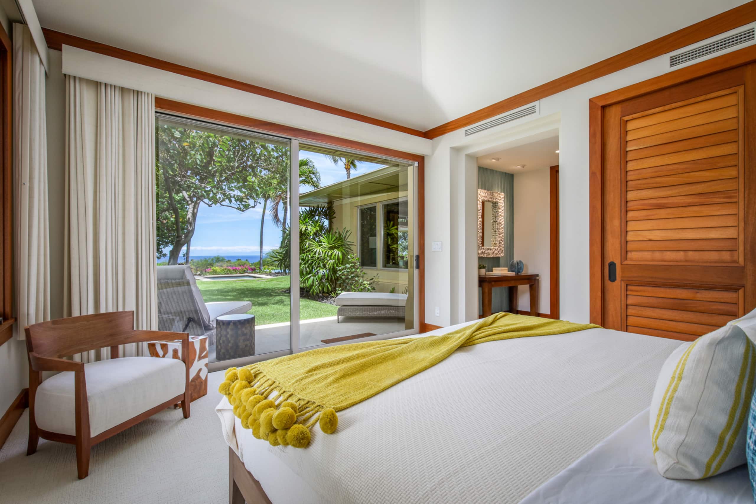 Home in Kailua-Kona · ★5.0 · 4 bedrooms · 4 beds · 4.5 baths - Image 8