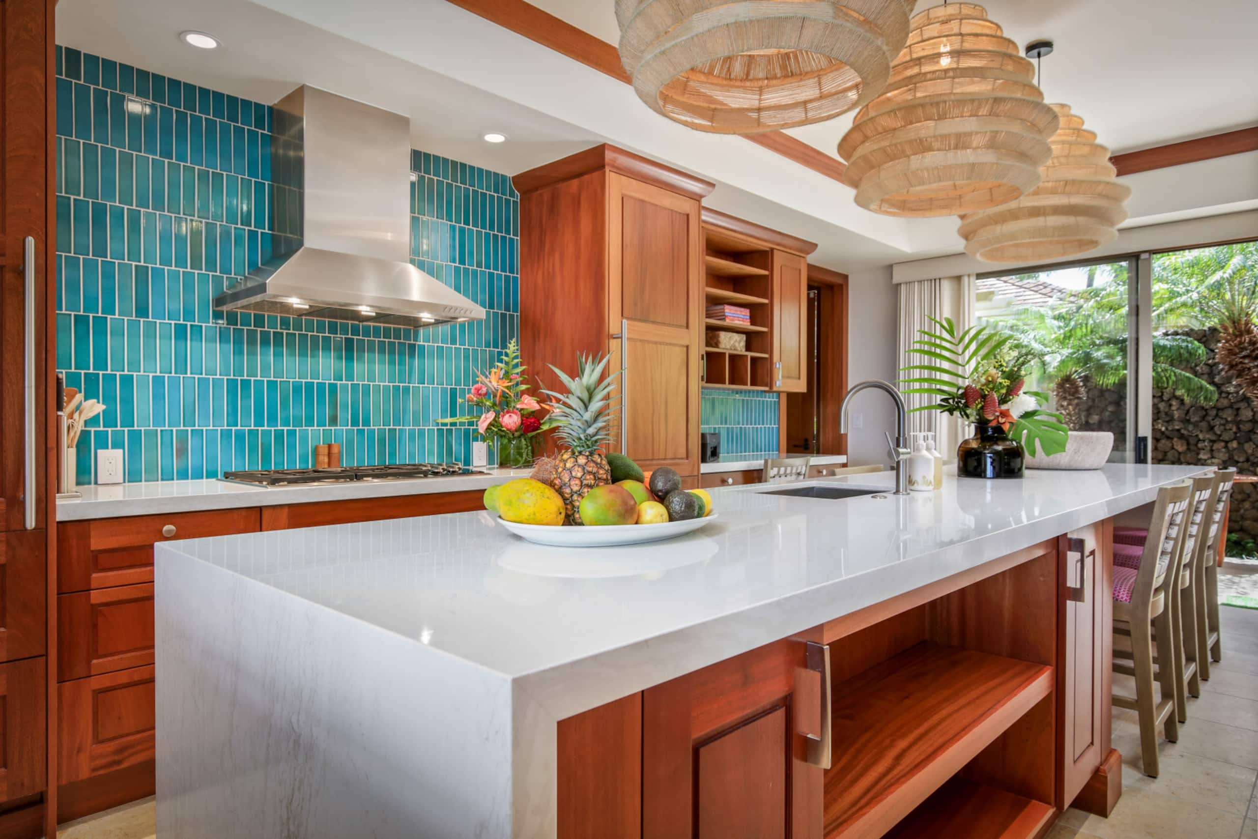 Home in Kailua-Kona · ★5.0 · 4 bedrooms · 4 beds · 4.5 baths - Image 32