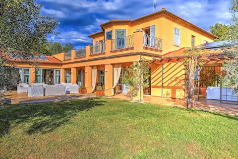 Villa Le Cave 12, Emma Villas