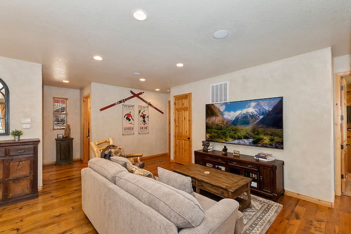 Lux Spacious With 2 Masters!mountainviews!hottub! - Big Bear Lake, CA