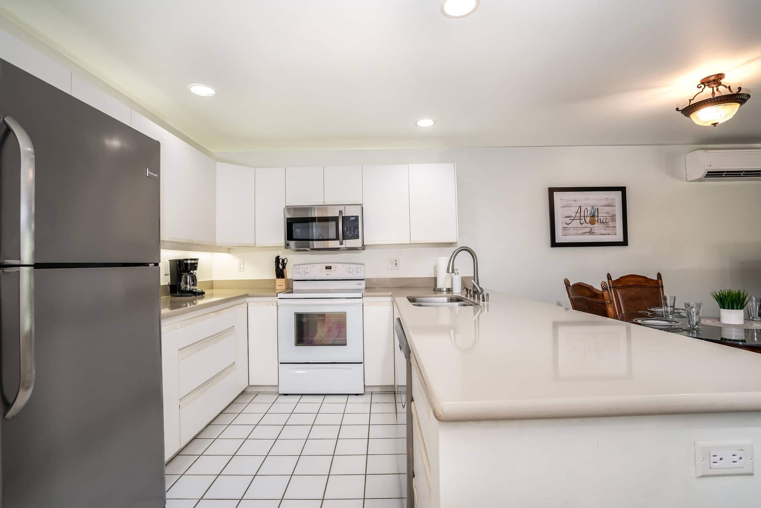 Condo in Kihei · ★4.81 · 1 bedroom · 2 beds · 2 baths - Image 7
