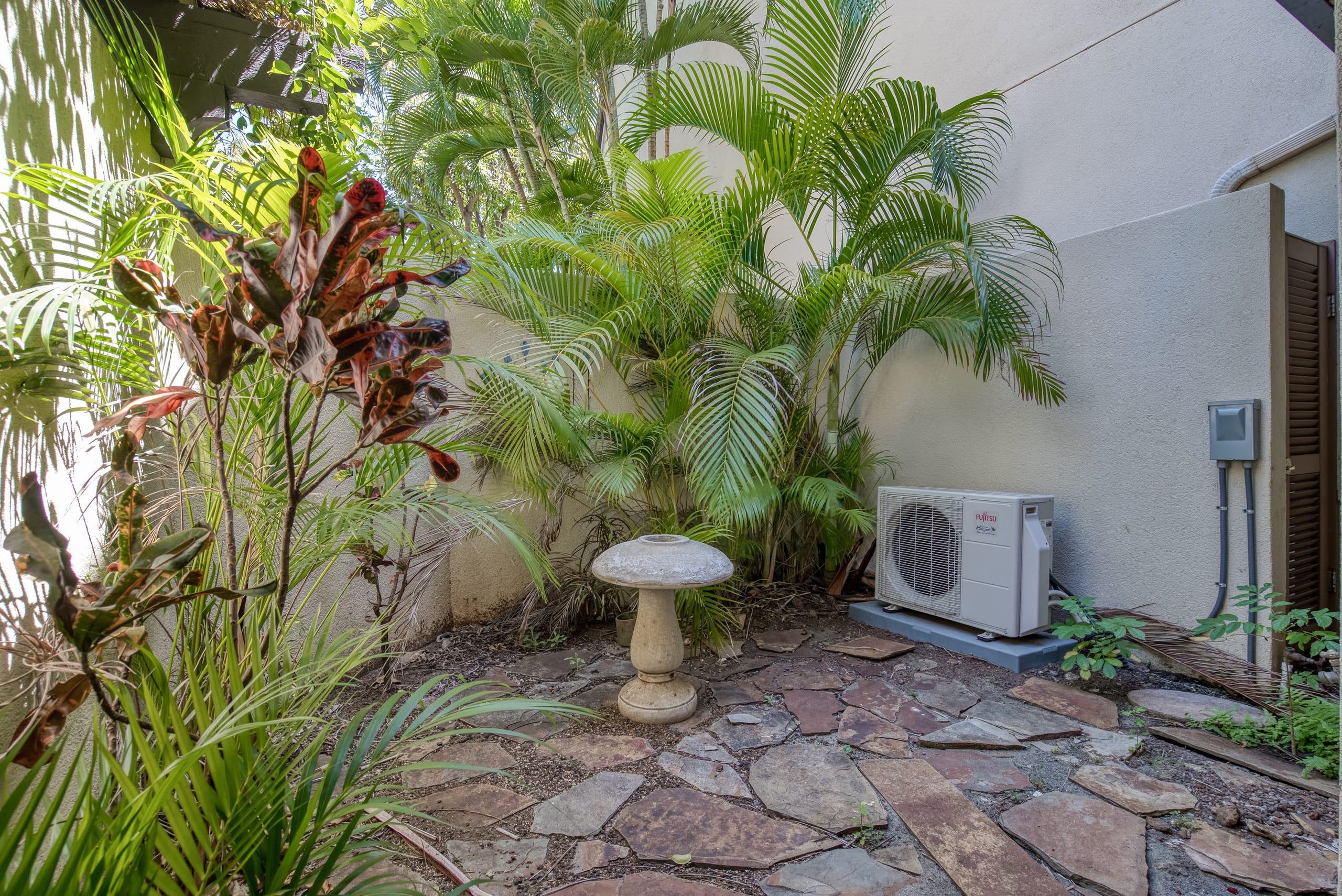 Condo in Kihei · ★4.81 · 1 bedroom · 2 beds · 2 baths - Image 18