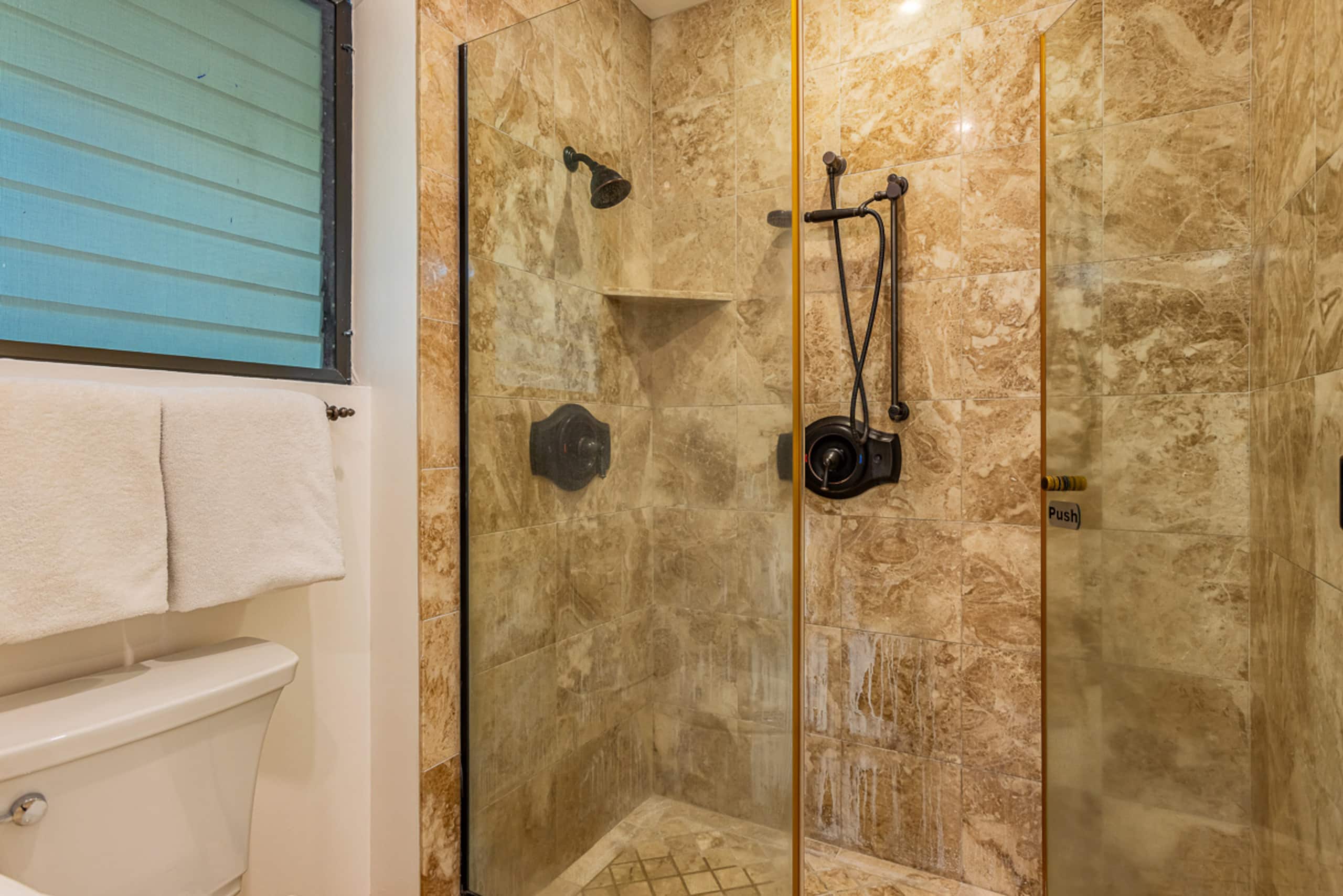 Condo in Kihei · ★4.86 · 1 bedroom · 1 bed · 1 bath - Image 22