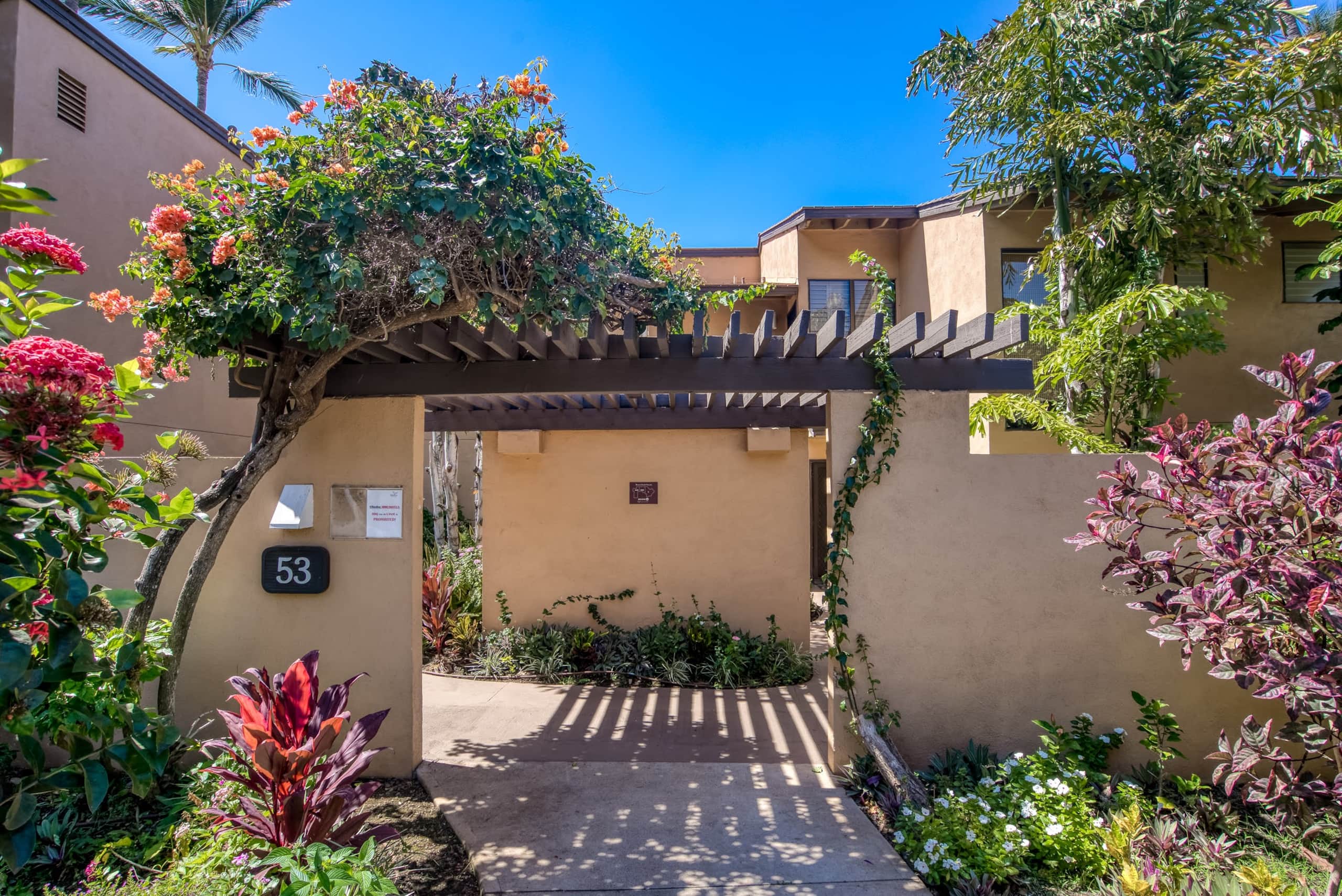 Condo in Kihei · ★4.86 · 1 bedroom · 1 bed · 1 bath - Image 27