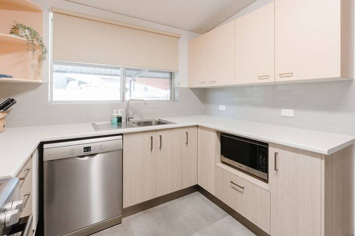 Weja – 4 Bedroom family home with a pool gallery image 4