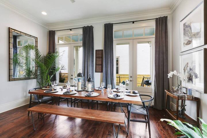 Sunny, Midcentury Luxury Home, near French Quarter gallery image 3