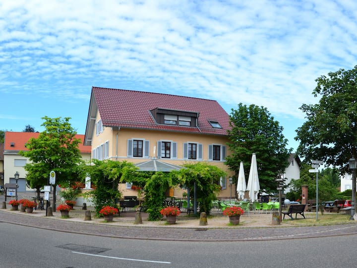 Gasthof zur Traube, (Bühl), studio apartment with balcony for max. 3