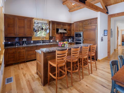 Top Airbnb: RMR: Granite Ridge Homestead 3134 in Teton Village in Teton Village