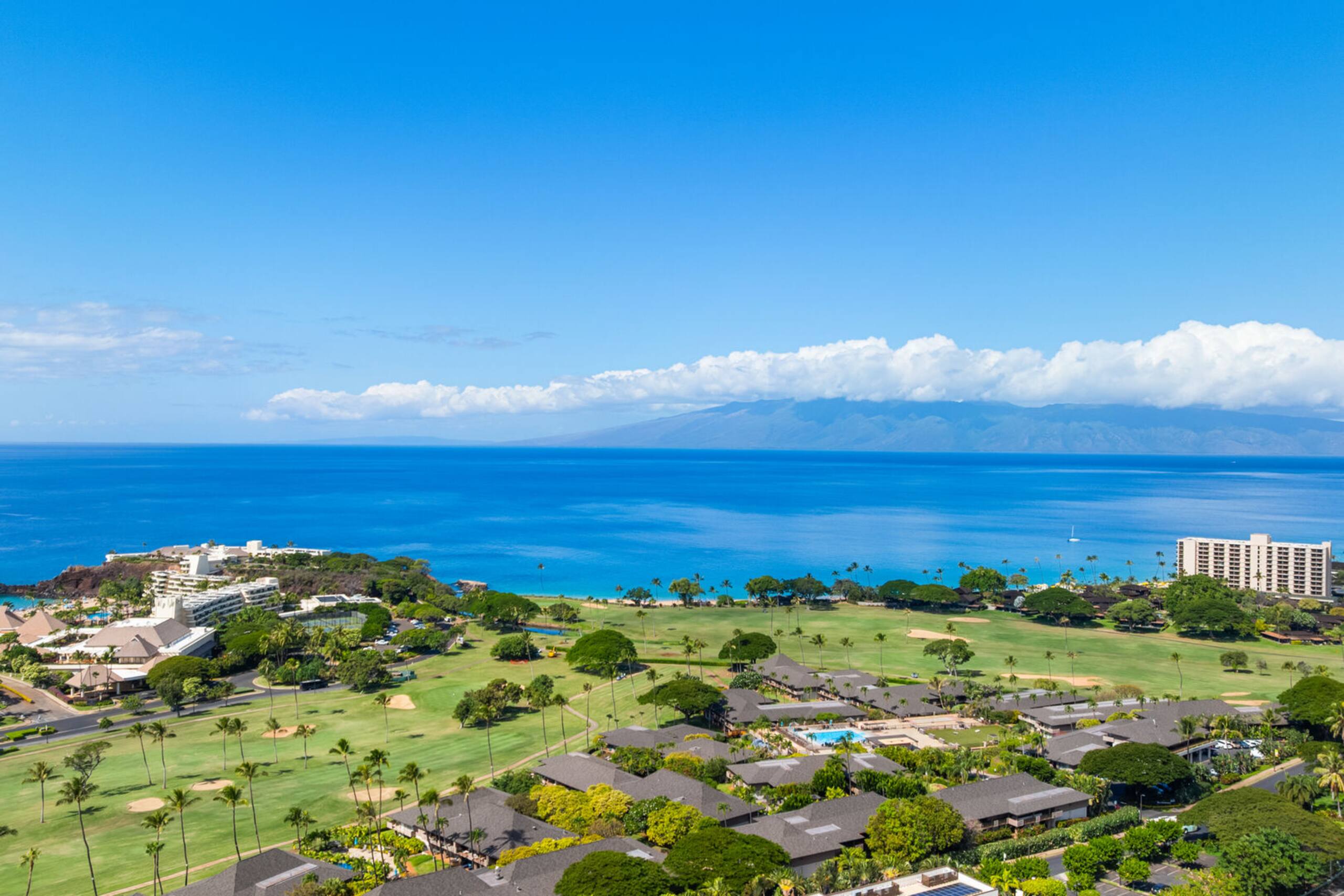 Condo in Lahaina · ★4.71 · 1 bedroom · 2 beds · 1 private bath - Image 78