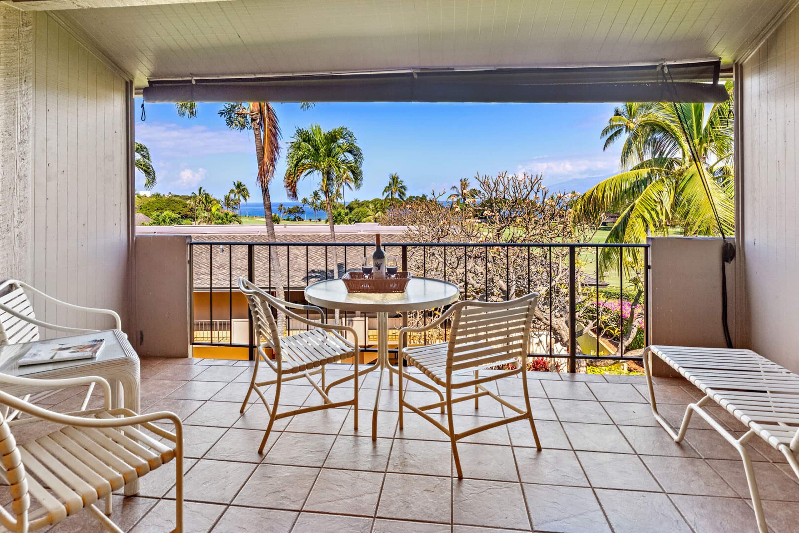 Condo in Lahaina · ★4.71 · 1 bedroom · 2 beds · 1 private bath - Image 24