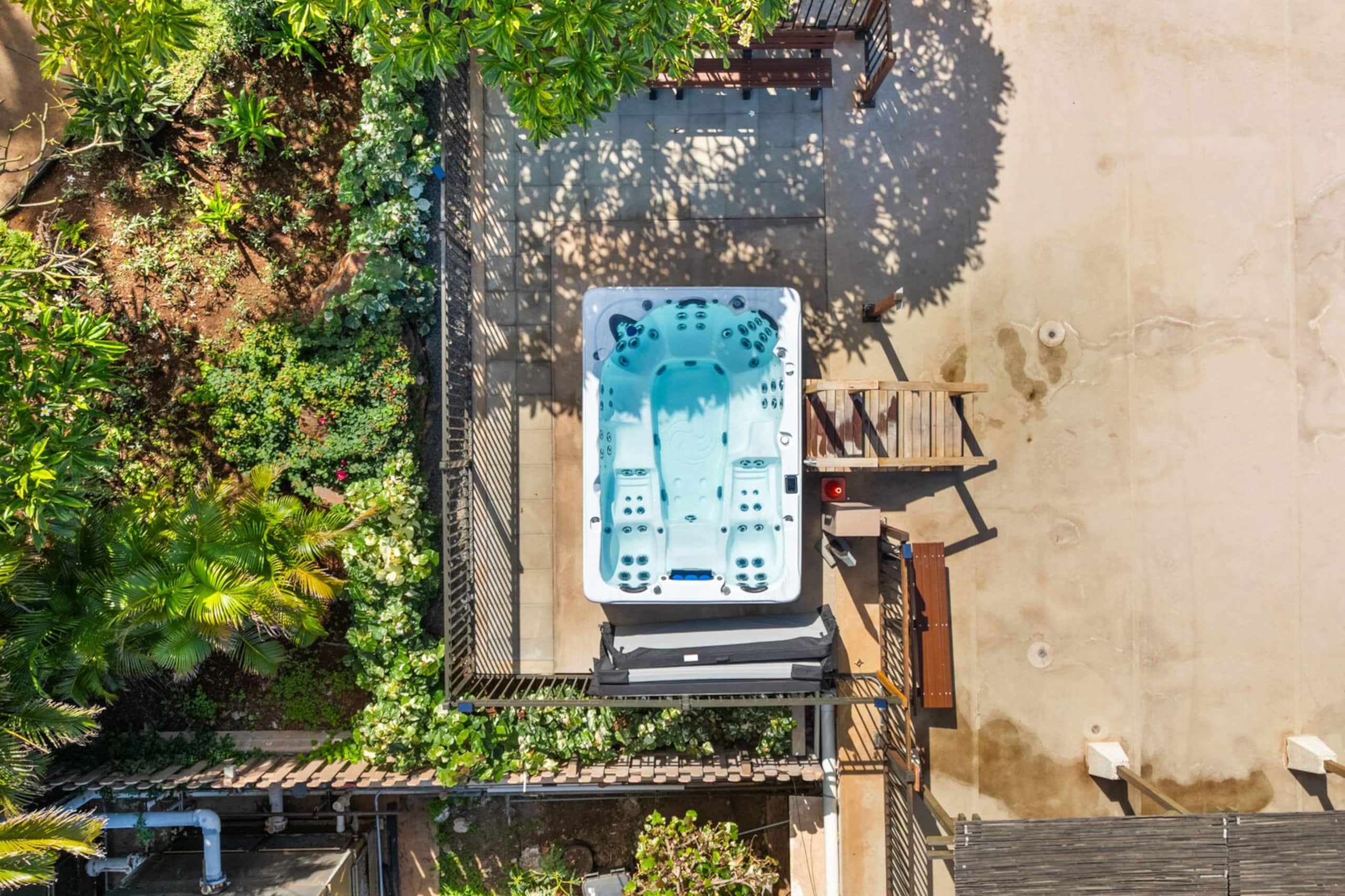 Condo in Lahaina · ★4.71 · 1 bedroom · 2 beds · 1 private bath - Image 45