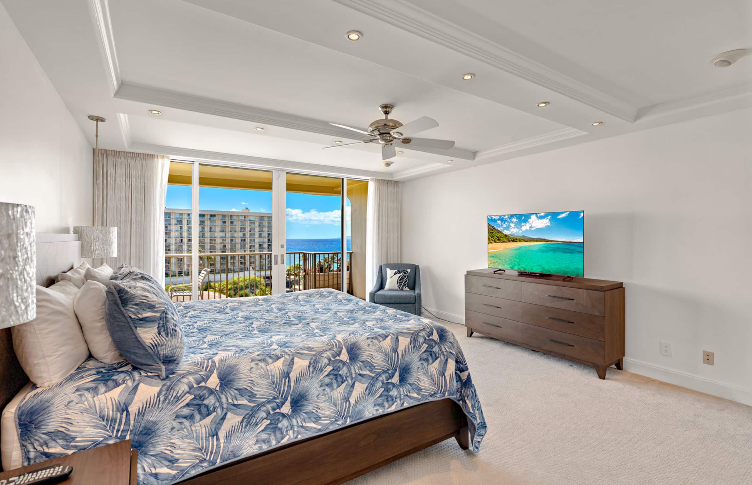 Condo in Lahaina · ★4.87 · 2 bedrooms · 3 beds · 2 baths - Image 22
