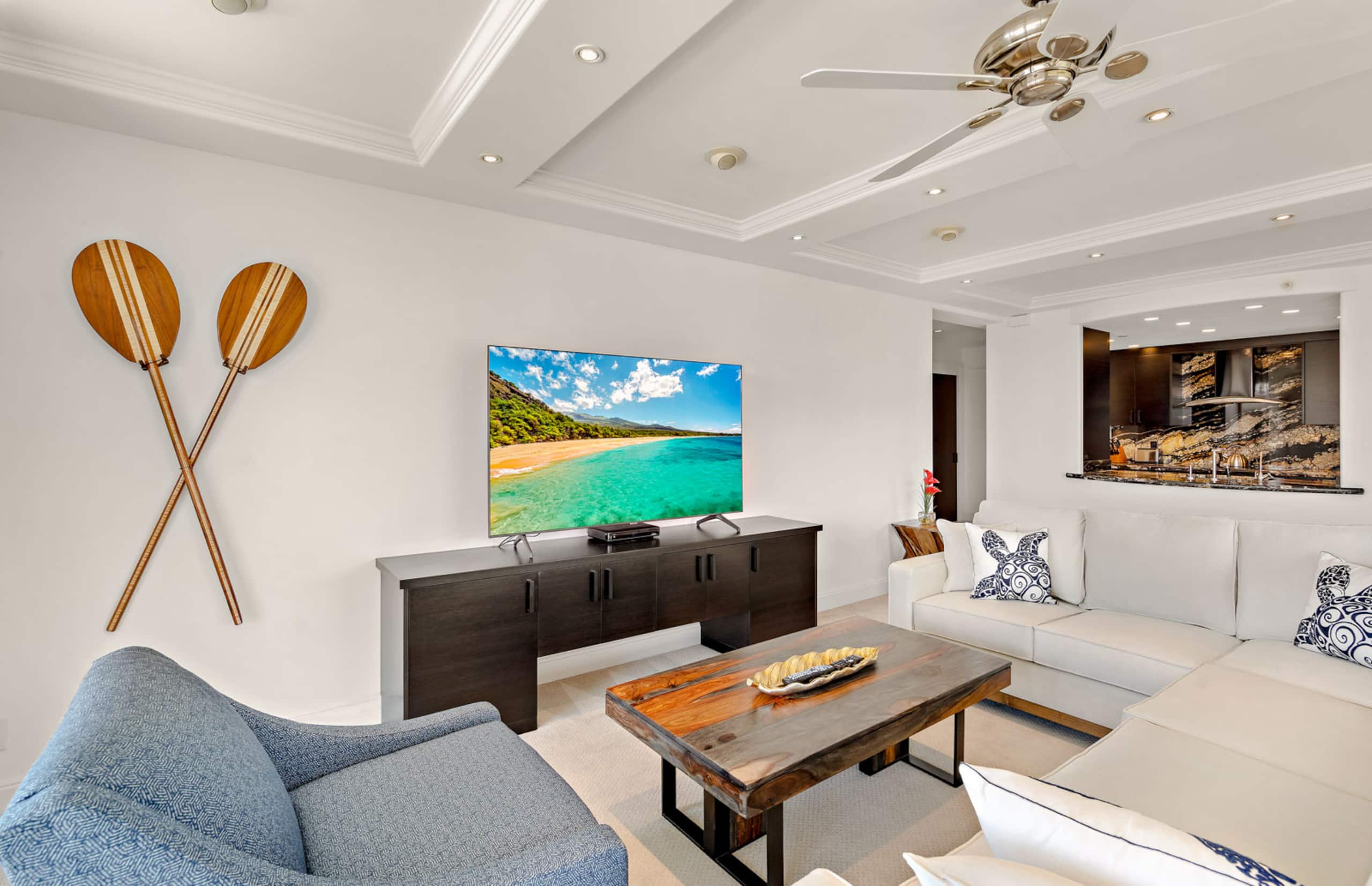 Condo in Lahaina · ★4.87 · 2 bedrooms · 3 beds · 2 baths - Image 17