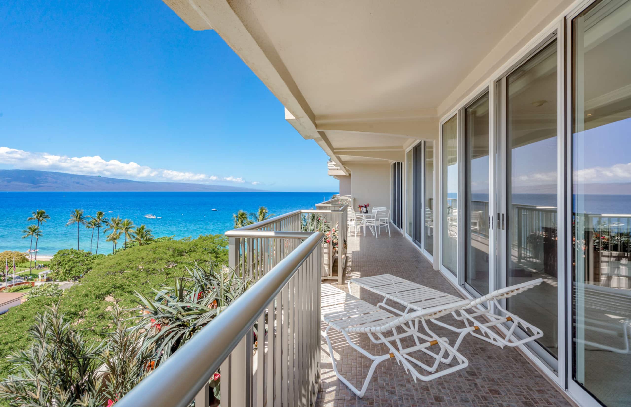 Condo in Lahaina · ★4.87 · 2 bedrooms · 3 beds · 2 baths - Image 9