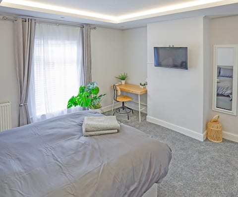 Four Bed House- Malleus House