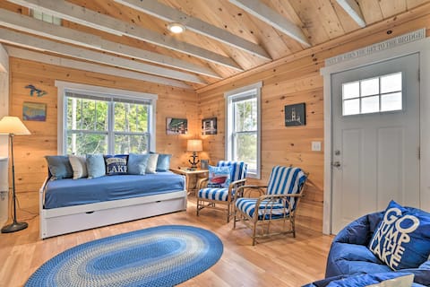 Cozy Cedarville Cottage - Walk to Lake Huron!