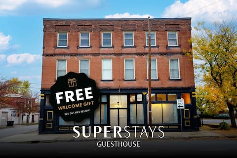 Sleep42 21Beds 15BR 10BA  Super Stays Guesthouse