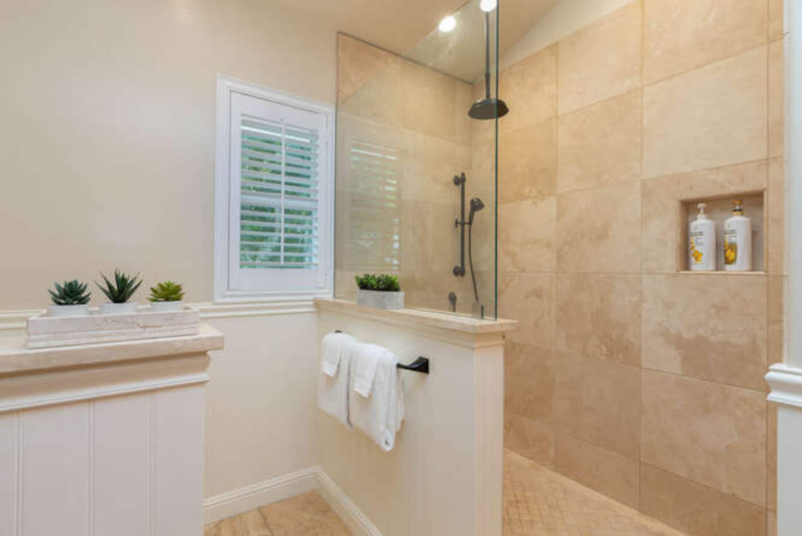Condo in Princeville · ★4.99 · 2 bedrooms · 2 beds · 2 baths - Image 17