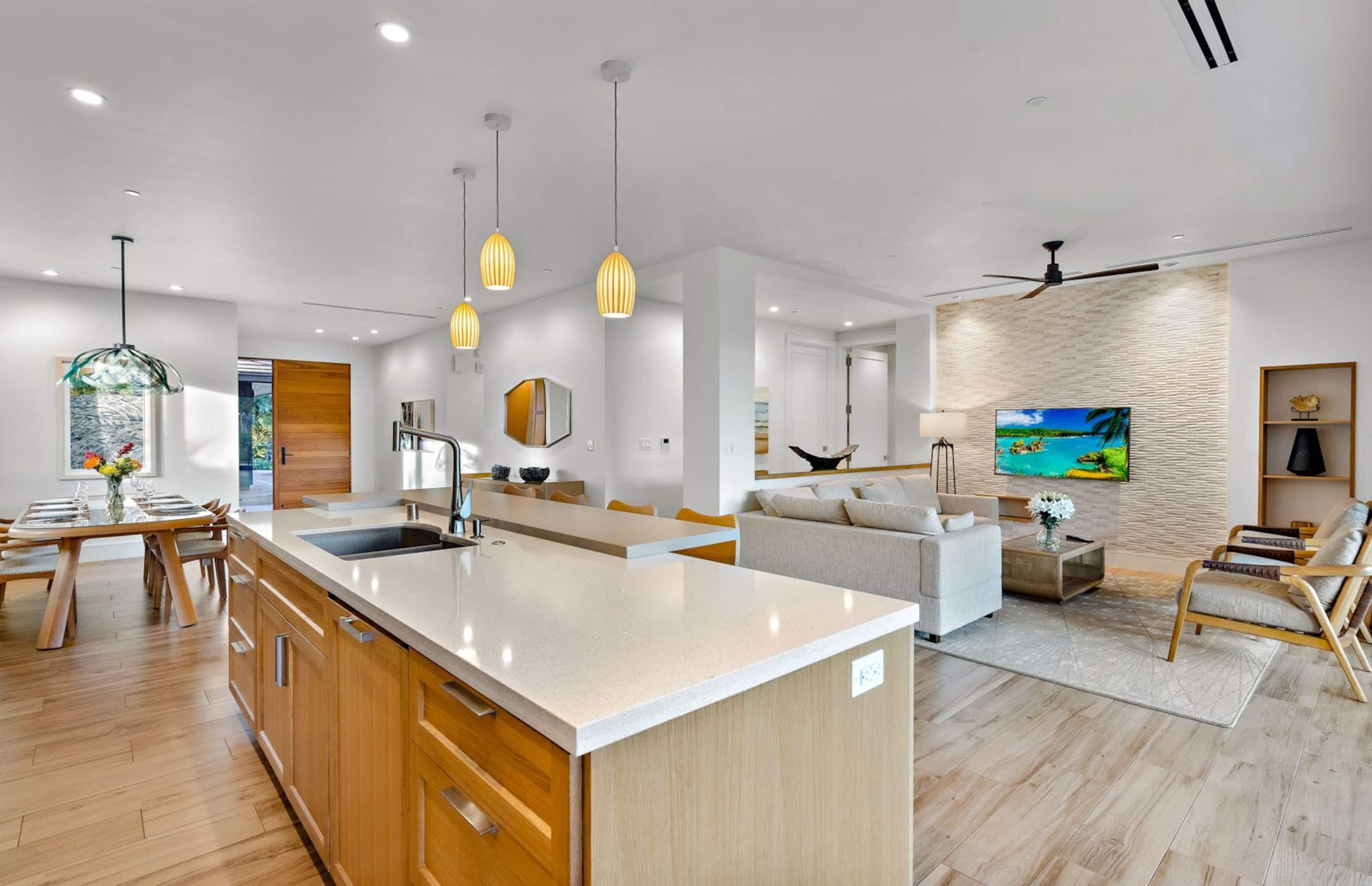 Condo in Lahaina · ★5.0 · 3 bedrooms · 4 beds · 3 baths - Image 4