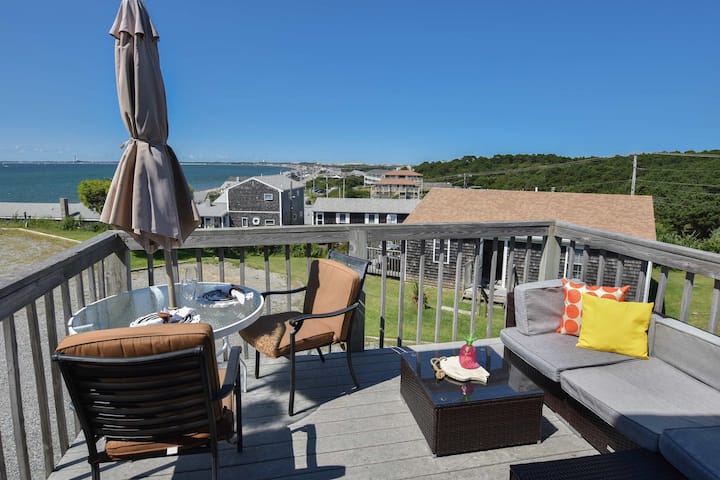 Views Of The Bay Private Beach Access! - North Truro, MA