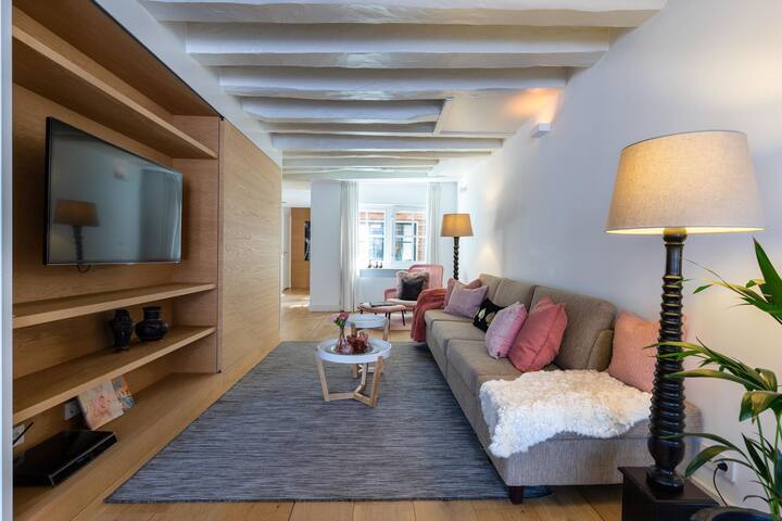 Executive Apartment Prince-Amsterdam gallery image 3