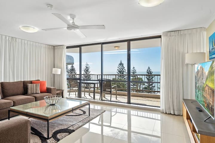 3 Bedroom Superior Ocean View Apartment