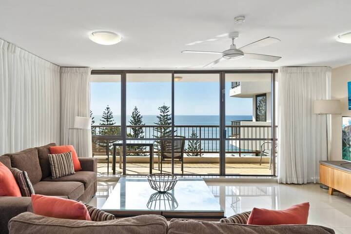 3 Bedroom Superior Ocean View Apartment gallery image 2