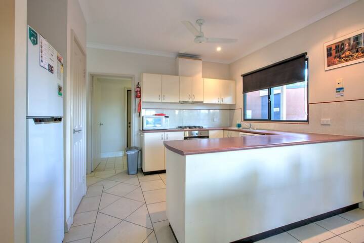 Ocean Breeze – 3 bedroom, 2 bathroom villa gallery image 5