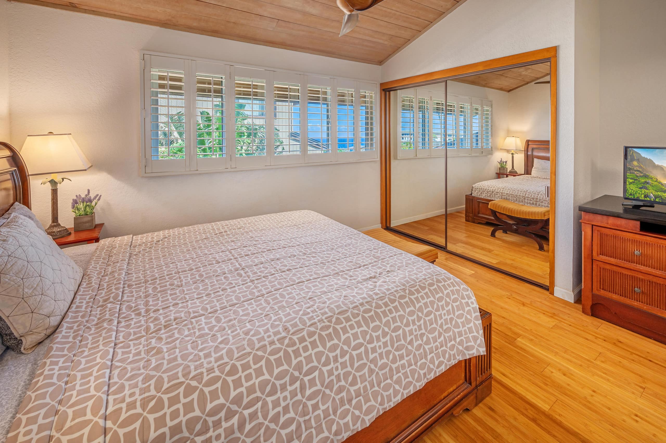 Condo in Koloa · ★4.72 · 2 bedrooms · 5 beds · 2.5 shared baths - Image 19