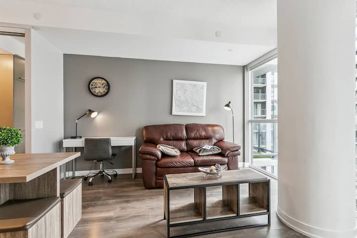 Fully-equipped 1-br Condo In Dt Toronto - Toronto