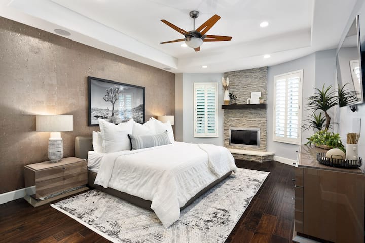 ห้องสวีทหลักพร้อมเตียงคิงไซส์