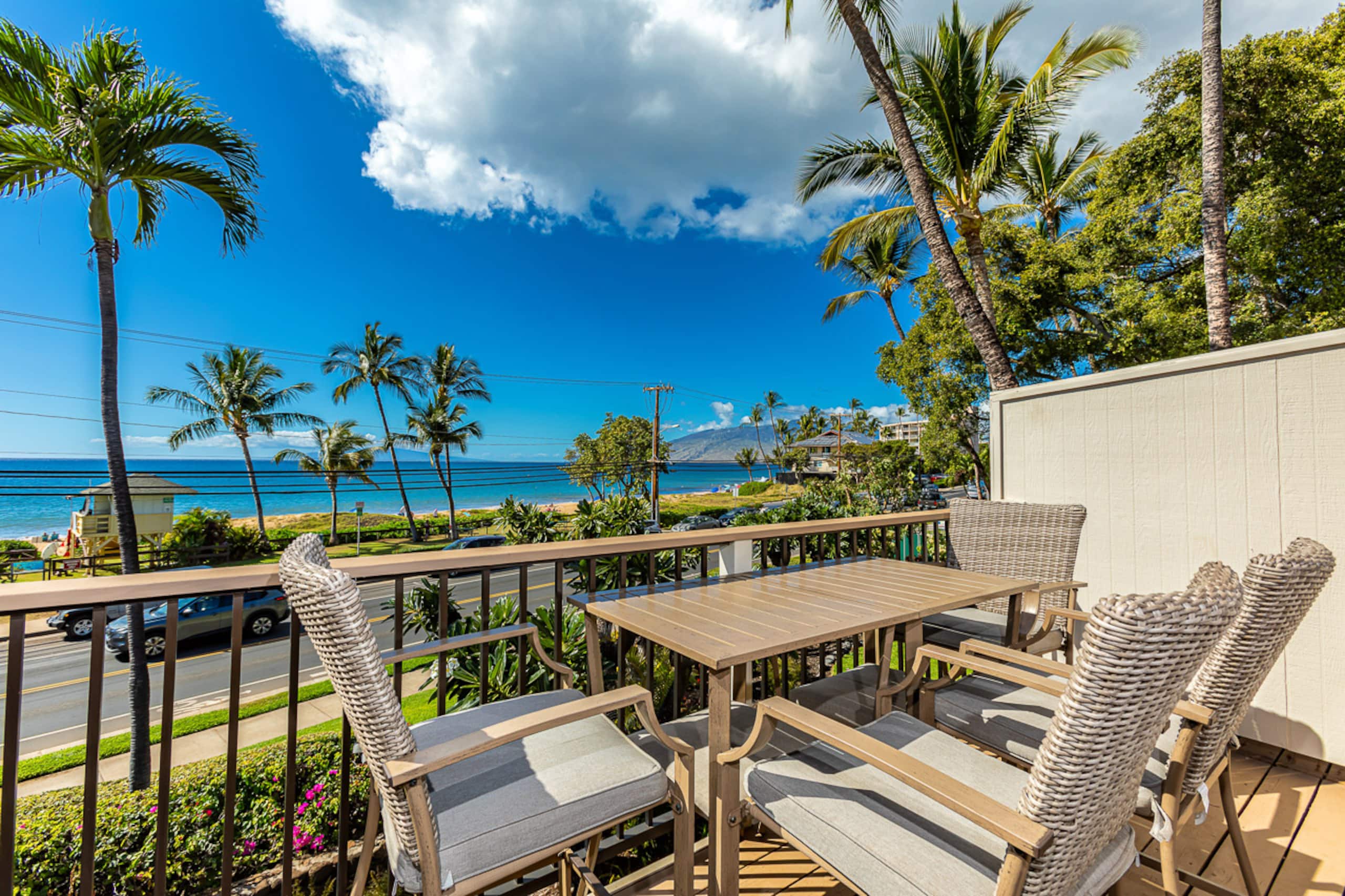 Condo in Kihei · ★4.88 · 2 bedrooms · 2 beds · 1.5 baths - Image 24