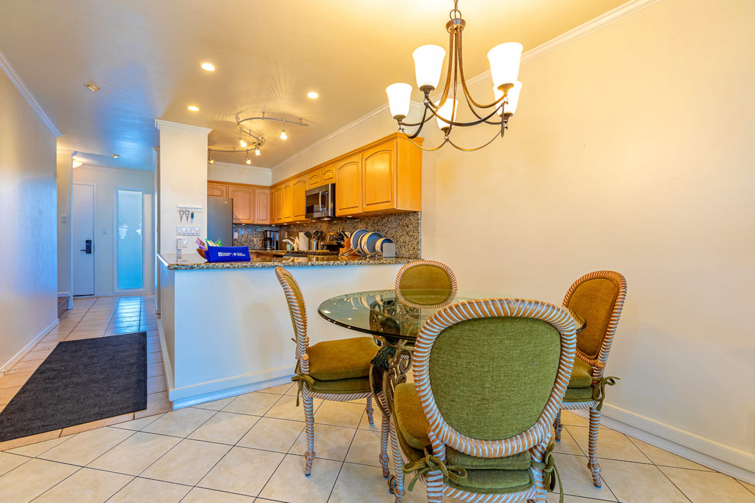Condo in Kihei · ★4.88 · 2 bedrooms · 2 beds · 1.5 baths - Image 16