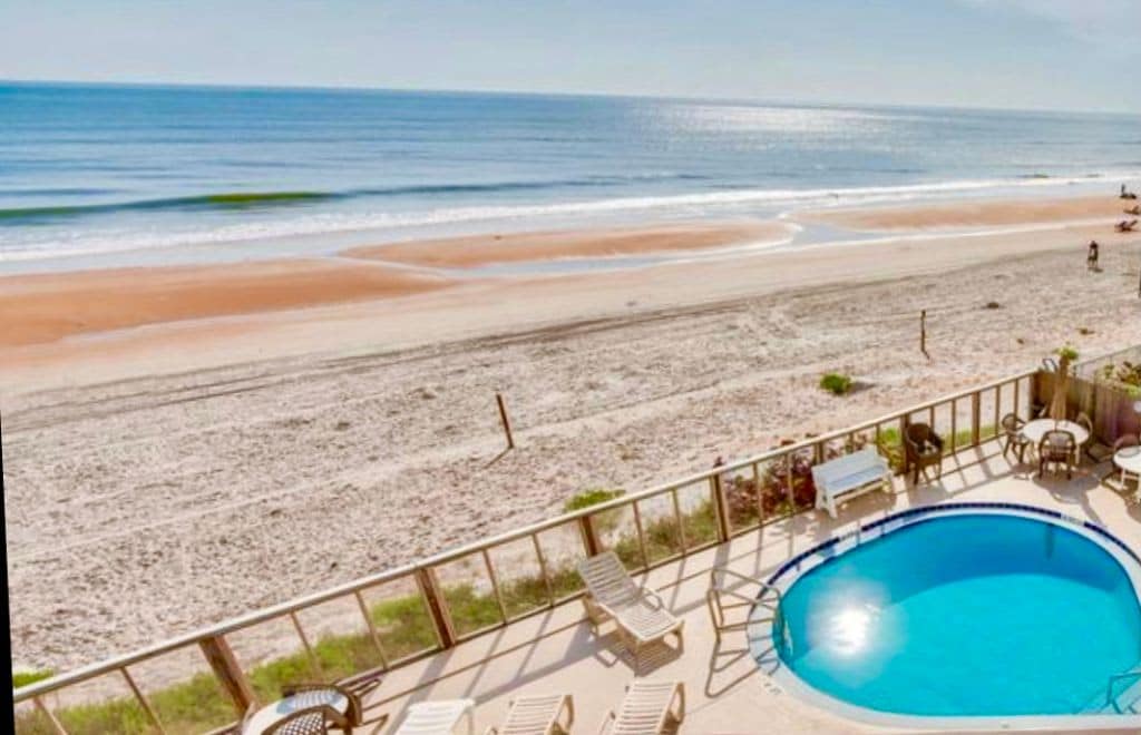 Symphony Beach Club