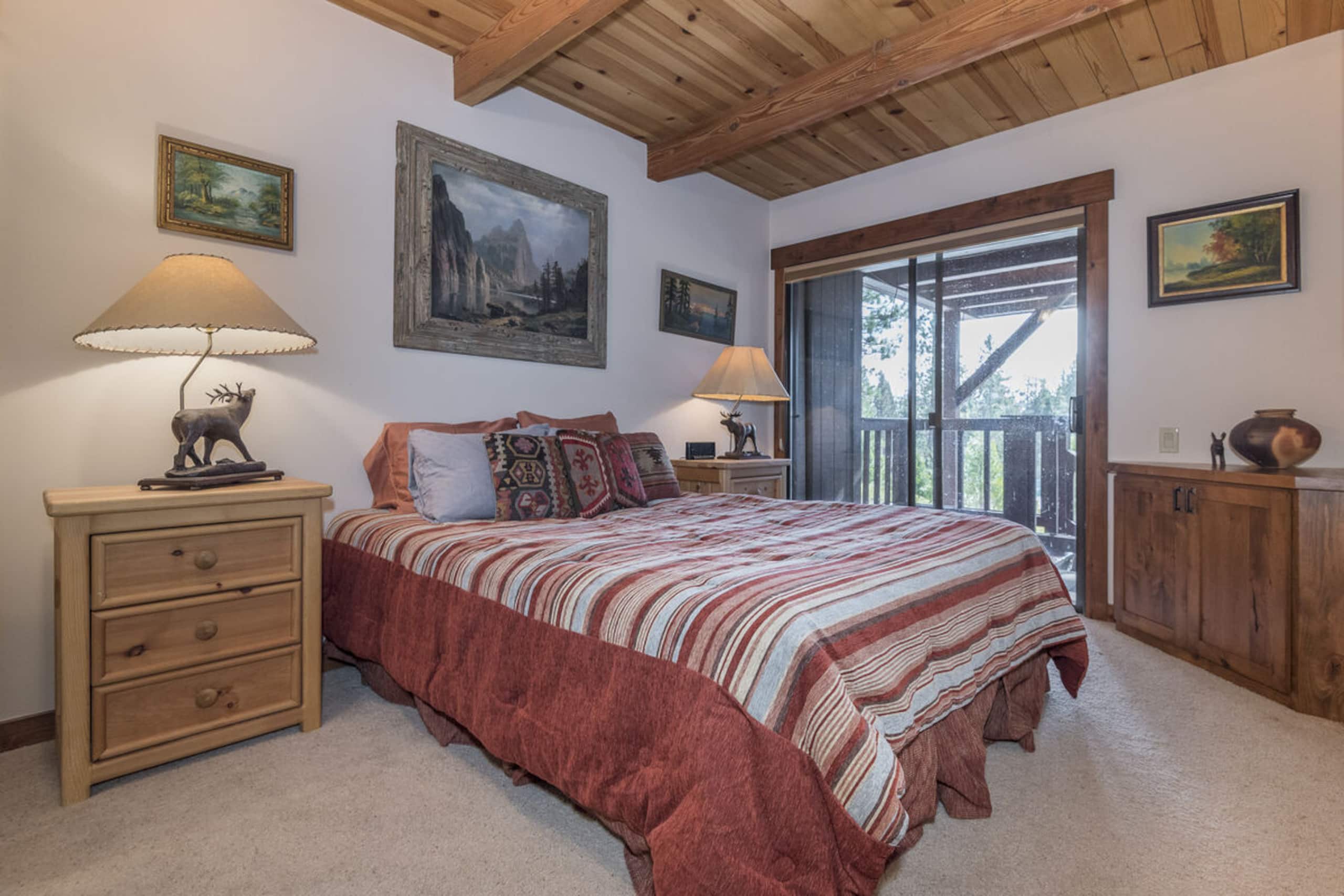 Luxury Lakefront Townhome in Northshore - Photo 15