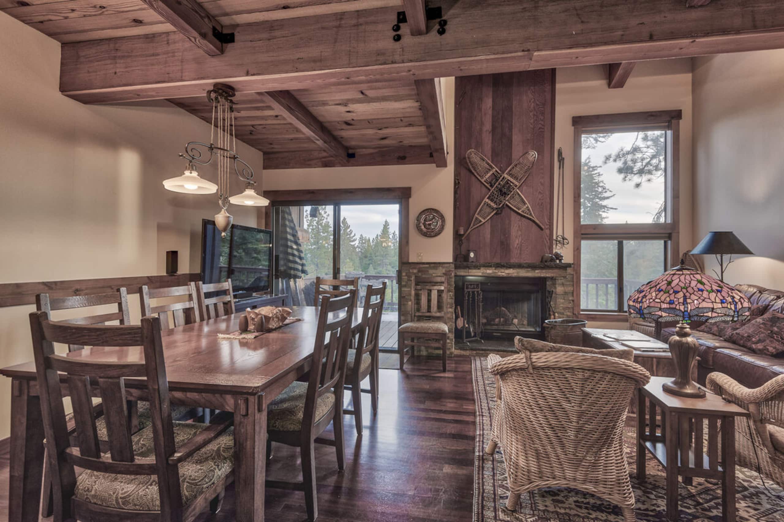 Luxury Lakefront Townhome in Northshore - Photo 9
