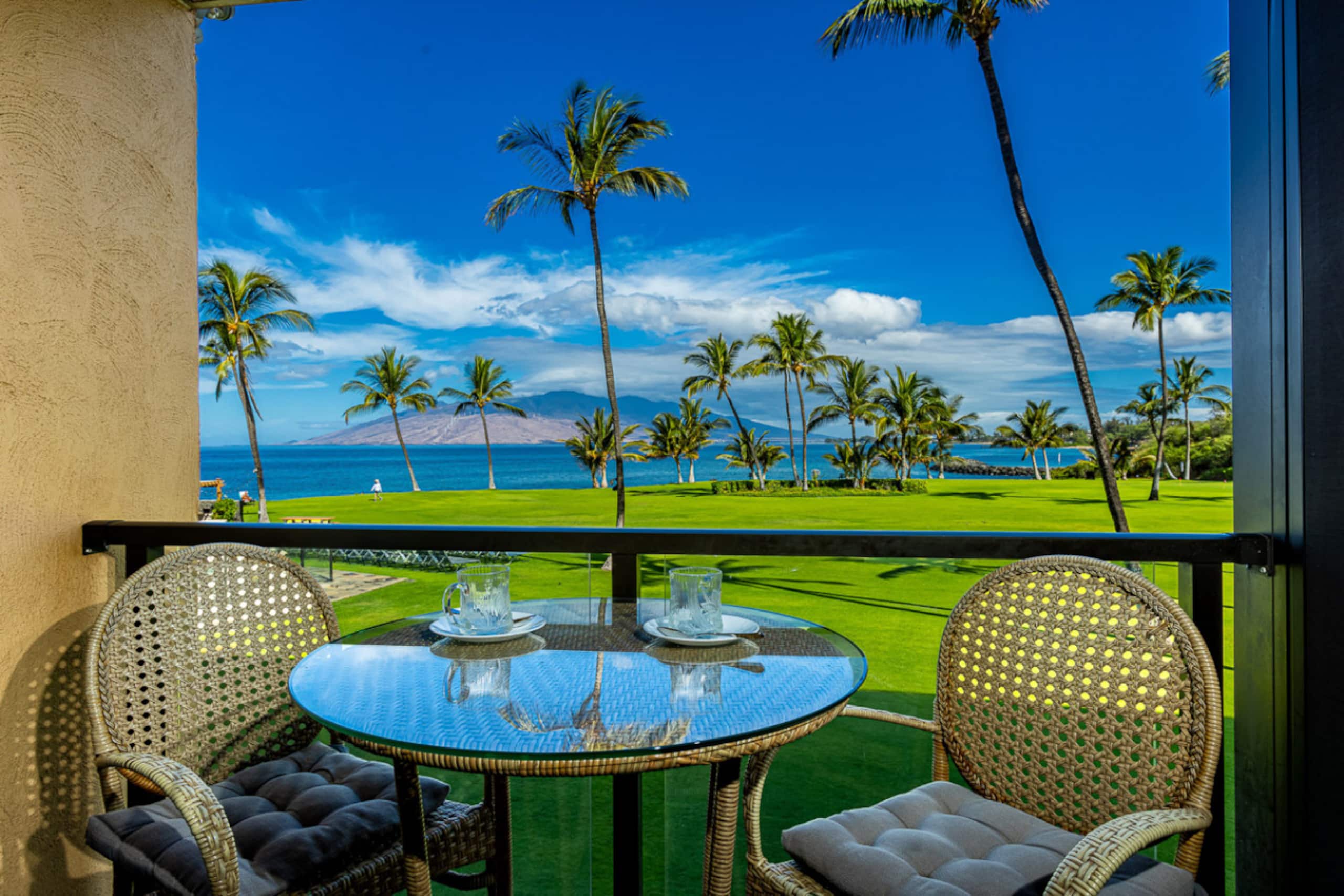 Condo in Kihei · ★4.9 · 1 bedroom · 2 beds · 1 bath - Image 17