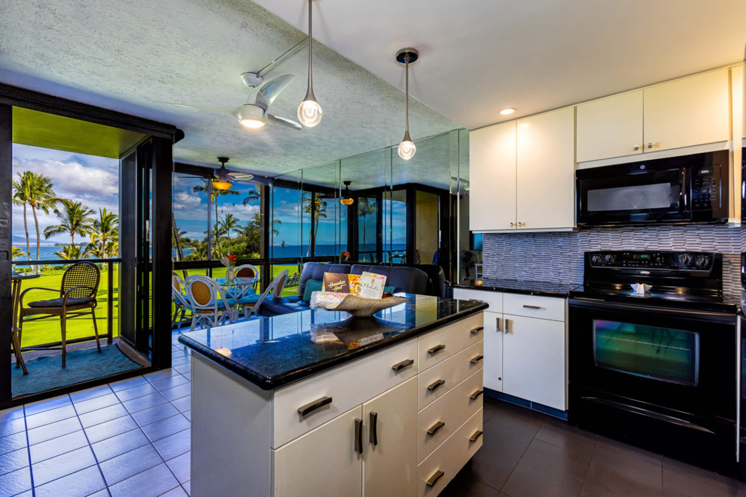 Condo in Kihei · ★4.9 · 1 bedroom · 2 beds · 1 bath - Image 8