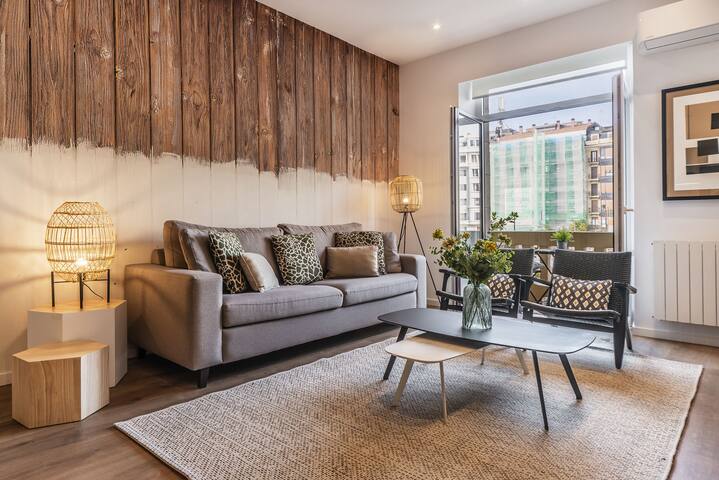 Joy | The Rentals Collection gallery image 2