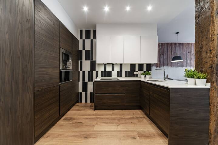 Joy | The Rentals Collection gallery image 3