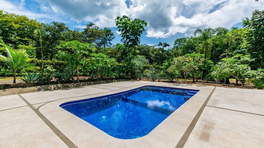 Chic Home w/ Guesthouse & Pool in Gated Community