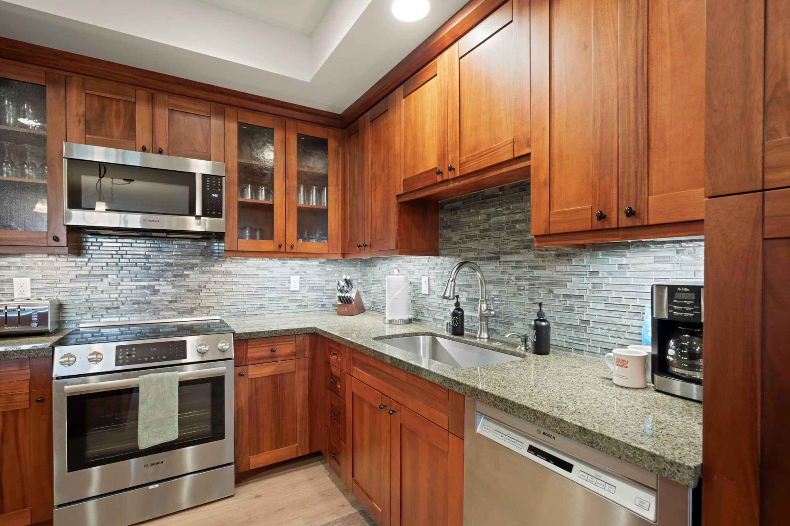 Condo in Koloa · ★4.92 · 3 bedrooms · 3 beds · 3 baths - Image 7