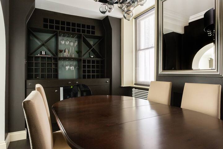 Pembridge Villas III by onefinestay gallery image 4