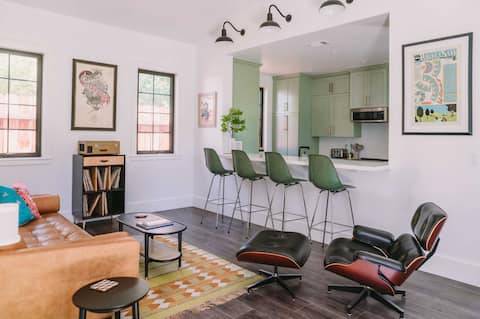 Successful Airbnb property: Sacramento Guest House w/ Patio ~ 5 Mi to Downtown in East Sacramento