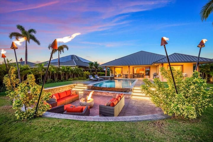 Hilton Pool Passes- 5 Star Golf Estate-Sleeps 10