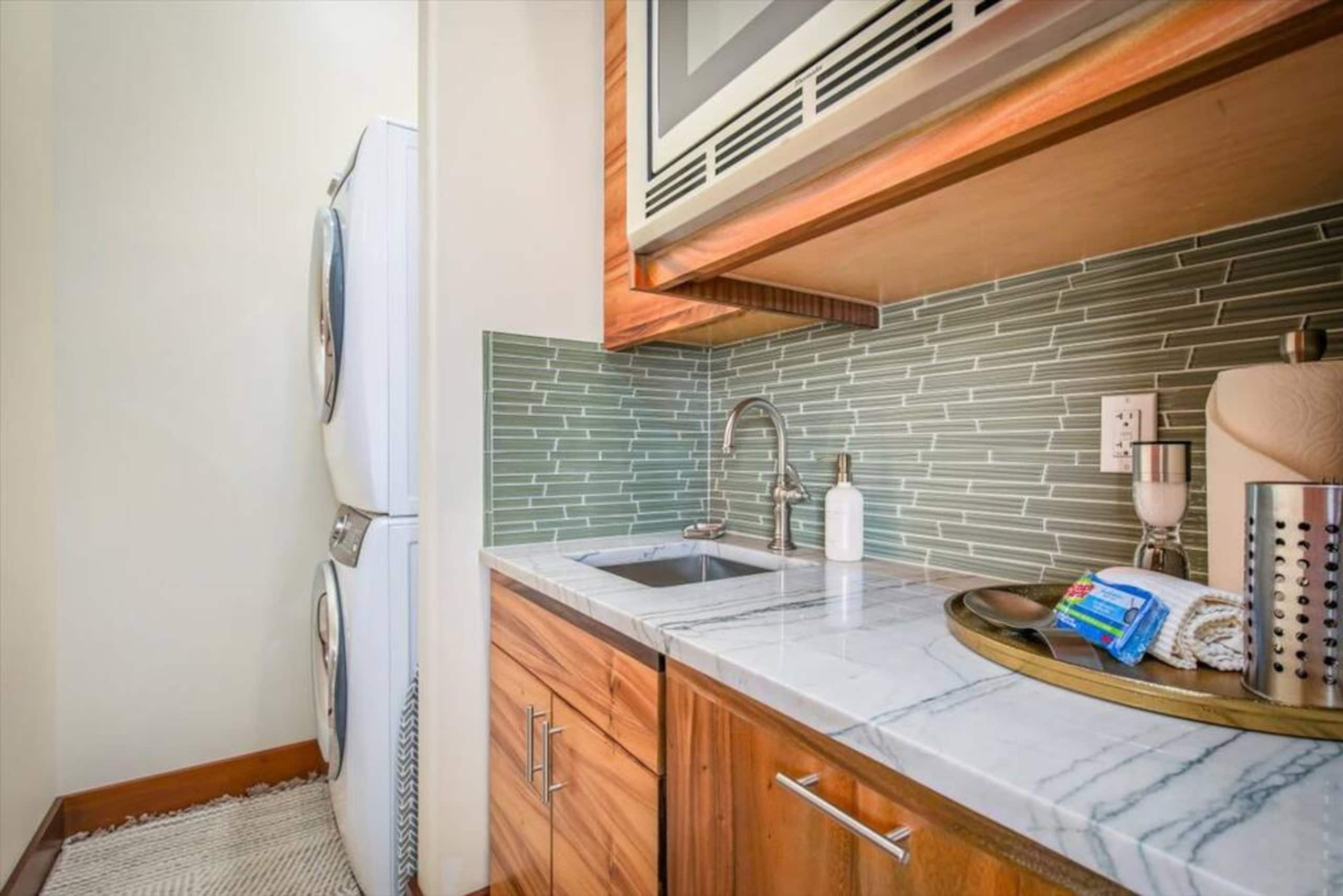 Home in Waikoloa Village · ★5.0 · 4 bedrooms · 5 beds · 4 baths - Photo 11