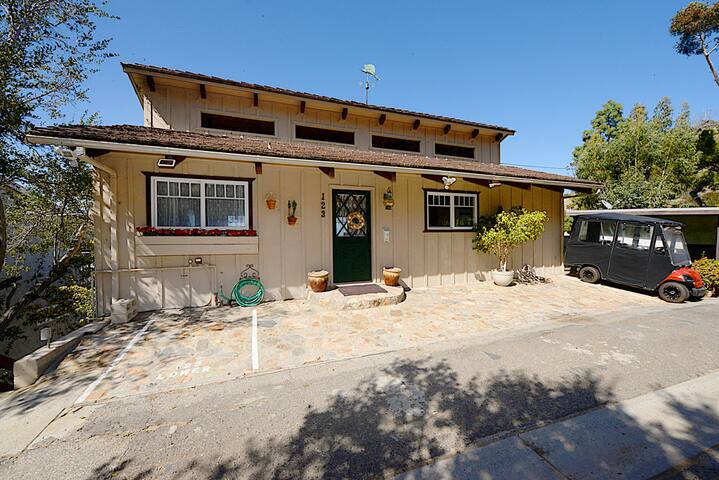 123UT Lower: 3B House, Harbor/Ocean Views,CART gallery image 5